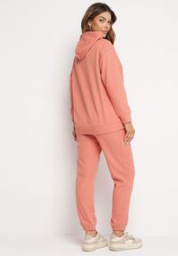 Born2be - Różowy Bawełniany Komplet Dresowy z Bluzą i Spodniami Zansira. Kolor: różowy. Materiał: bawełna, dresówka #3