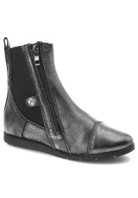 Botki damskie Marshall, ocieplane i płaskiej podeszwie, niklowe, 6306-SC1P. Okazja: na co dzień. Zapięcie: zamek. Kolor: czarny. Materiał: skóra. Sezon: zima, jesień. Obcas: na płaskiej podeszwie. Styl: casual, elegancki, klasyczny #1