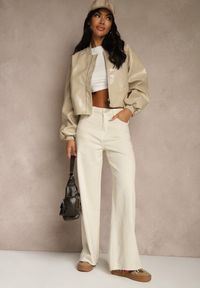 Renee - Jasnobeżowe Jeansy Wide Leg High Waist z Postrzępionymi Krawędziami Brizess. Stan: podwyższony. Kolor: beżowy #5