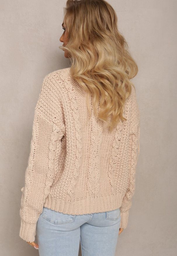 Renee - Beżowy Grubo Pleciony Sweter z Wełną i Bawełną Bavime. Kolor: beżowy. Materiał: bawełna, wełna. Sezon: zima