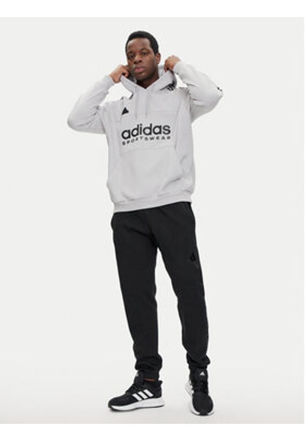 Adidas - adidas Bluza House of Tiro IW5939 Szary Loose Fit. Kolor: szary. Materiał: bawełna