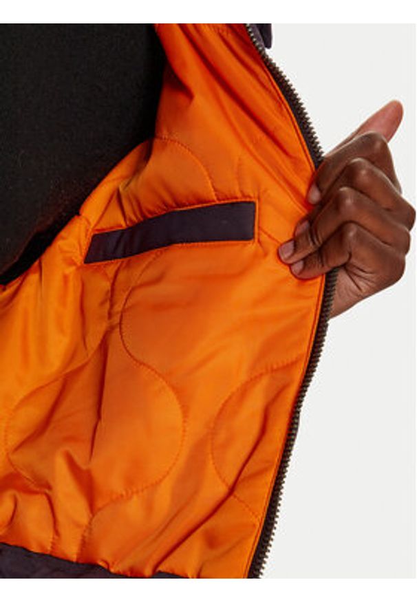 Alpha Industries Kurtka przejściowa 148011 Fioletowy Regular Fit. Kolor: fioletowy. Materiał: syntetyk