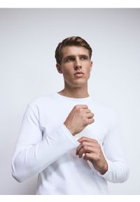 Reserved - Longsleeve z bawełny merceryzowanej - biały. Kolor: biały. Materiał: bawełna. Długość rękawa: długi rękaw #1
