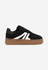 Renee - Czarne Sneakersy Tenisówki na Platformie z Tłoczeniem i Geometrycznym Motywem Kialie. Okazja: na co dzień. Kolor: czarny. Wzór: geometria. Obcas: na platformie #6