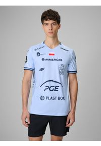 4f - 4F Koszulka meczowa replika domowa z sezonu 2025/26 męska 4F x Projekt Warszawa - niebieska L. Okazja: do domu. Kolor: niebieski. Materiał: dzianina, materiał. Wzór: nadruk. Styl: sportowy #1