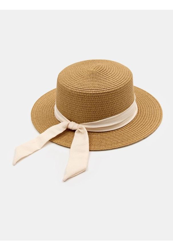 Sinsay - Pleciony kapelusz ze wstążką - beżowy. Kolor: beżowy