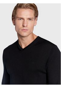 Calvin Klein Sweter Superior K10K110423 Czarny Regular Fit. Kolor: czarny. Materiał: wełna