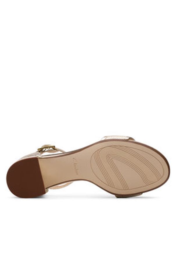 Clarks Sandały Ezoria Mae 26181296 Złoty. Kolor: złoty. Materiał: skóra