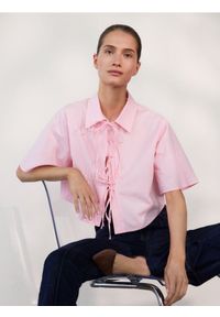 Reserved - Koszula z wiązaniem - pastelowy róż. Kolor: różowy. Materiał: bawełna, tkanina. Długość: krótkie #1