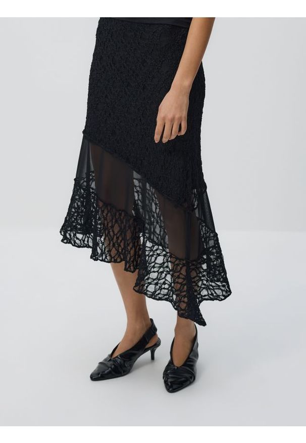 Reserved - Asymetryczna spódnica - czarny. Kolor: czarny. Materiał: dzianina, koronka