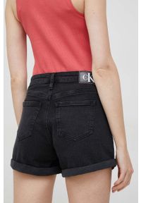 Calvin Klein Jeans szorty jeansowe damskie kolor czarny gładkie medium waist. Kolor: czarny. Materiał: bawełna, denim. Wzór: gładki #2