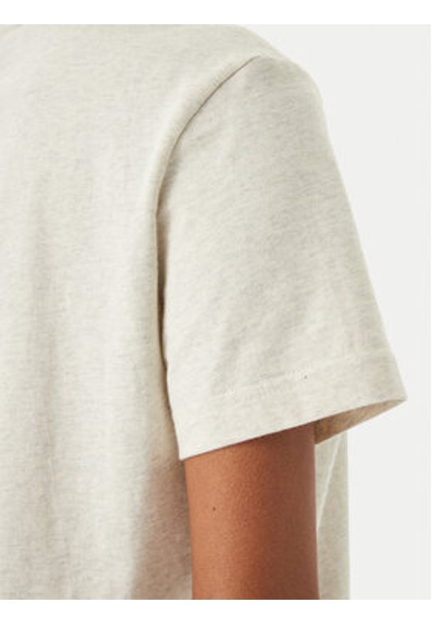 Calvin Klein Jeans T-Shirt LV047F227G Szary Classic Fit. Kolor: szary. Materiał: bawełna