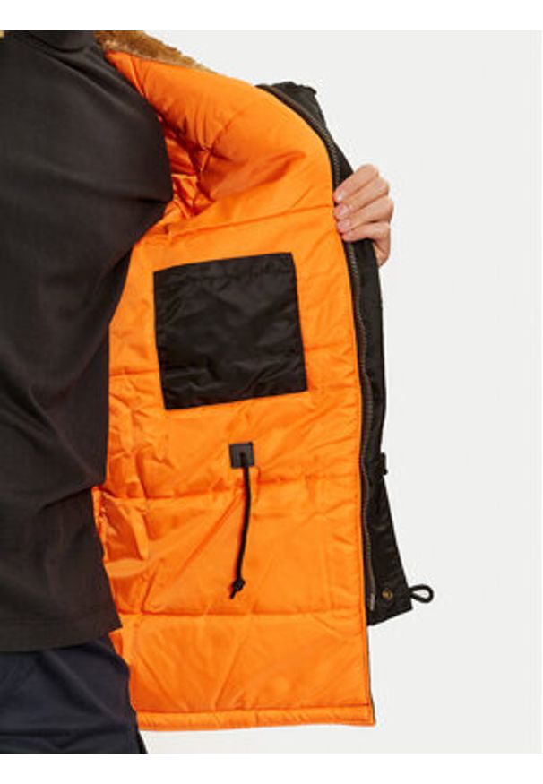 Alpha Industries Kurtka zimowa 103141 Czarny Regular Fit. Kolor: czarny. Materiał: syntetyk. Sezon: zima
