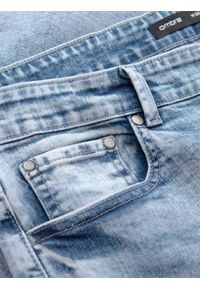 Ombre Clothing - Jeansowe spodnie męskie TAPERED FIT z przeszyciami i podwiniętymi nogawkami – błękitne V1. Okazja: na co dzień. Kolor: niebieski. Materiał: jeans. Wzór: aplikacja. Styl: casual, elegancki #3