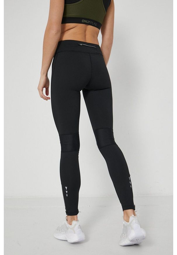 CMP Legginsy damskie kolor czarny z nadrukiem. Kolor: czarny. Materiał: dzianina. Wzór: nadruk