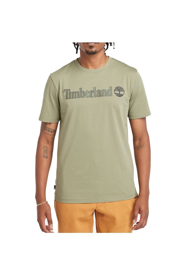 Timberland - T-Shirt Kennebec River Linear Logo Rozmiar S Zielony - TB0A5UPQ590. Kolor: zielony. Materiał: bawełna. Wzór: aplikacja