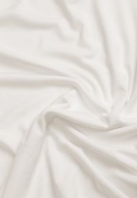 Born2be - Biała Asymetryczna Bluzka z Wiskozy z Metaliczną Ozdobą i Marszczeniem Orinlea. Okazja: na co dzień. Kolor: biały. Materiał: wiskoza. Długość: długie. Wzór: aplikacja. Styl: casual, elegancki #2