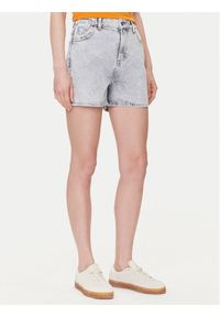 Mustang Szorty jeansowe Charlotte 1016558 Szary Mom Fit. Kolor: szary. Materiał: bawełna
