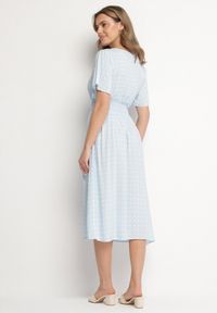 Born2be - Jasnoniebieska Sukienka z Bawełny Rozkloszowana w Kropki Toliennea. Okazja: na co dzień. Kolor: niebieski. Materiał: bawełna. Wzór: kropki. Styl: casual #7