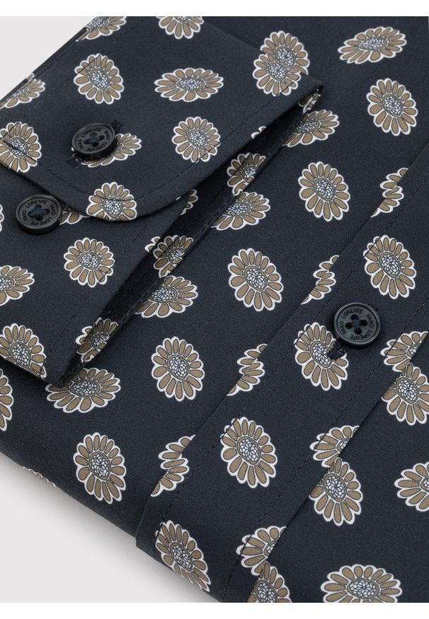 Pako Lorente - PAKO LORENTE – Czarna koszula w kwiaty. Kolor: czarny, niebieski. Materiał: elastan, bawełna. Długość rękawa: długi rękaw. Długość: długie. Wzór: kwiaty