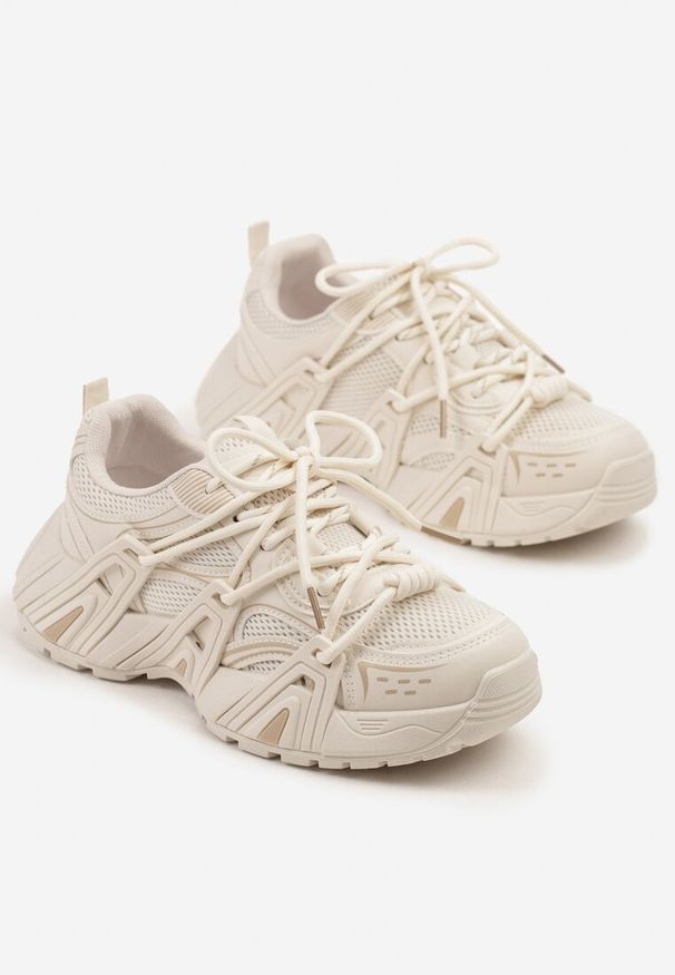 Born2be - Beżowe Sneakersy z Grubą Podeszwą i Ozdobnym Sznurowaniem Julisca. Okazja: na co dzień. Zapięcie: sznurówki. Kolor: beżowy. Materiał: jeans, skóra, materiał