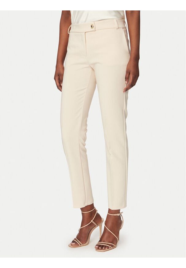 Rinascimento Spodnie materiałowe CFC0128638003 Beżowy Slim Fit. Kolor: beżowy. Materiał: syntetyk
