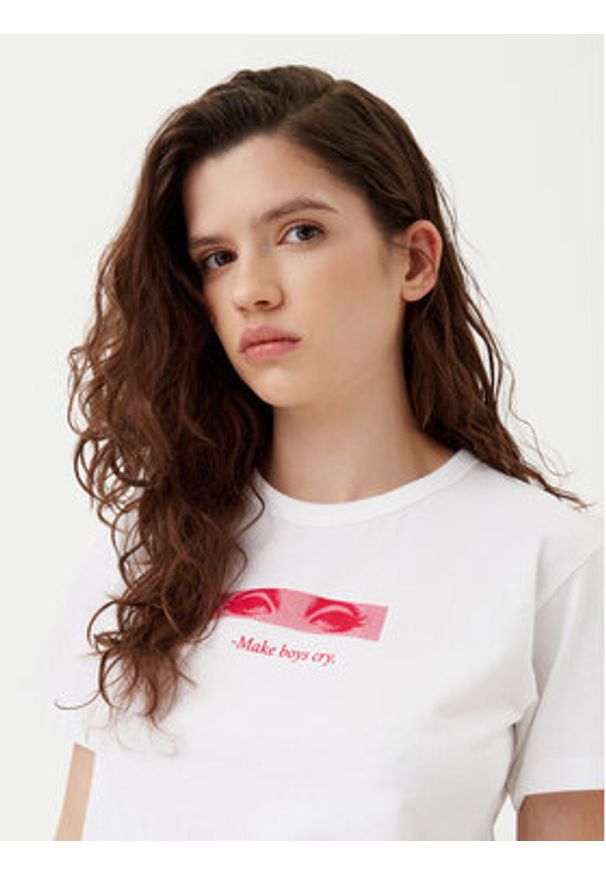 Hugo - HUGO T-Shirt Destrel_1 50534246 Biały Regular Fit. Kolor: biały. Materiał: bawełna