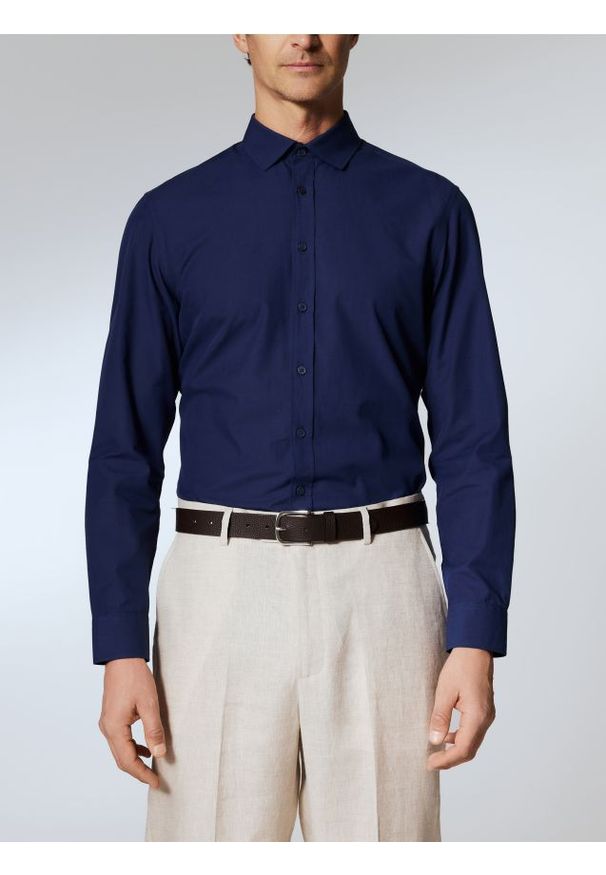 Reserved - Koszula regular fit - granatowy. Kolor: niebieski. Materiał: bawełna, tkanina