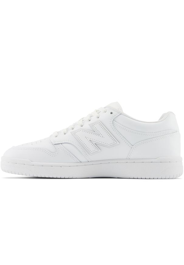 Buty unisex New Balance BB480L3W – białe. Okazja: na co dzień. Kolor: biały. Materiał: skóra, dresówka, materiał. Szerokość cholewki: normalna. Sport: turystyka piesza