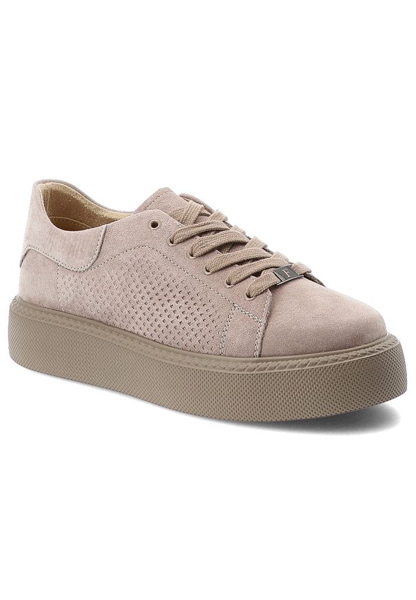 Sneakersy damskie Filippo, cholewka skóra naturalna zamszowa z perforacją sznurowanie klasyczne miękko wykończony kołnierz przy kostce, beżowe, DP750. Okazja: na spacer, na co dzień. Zapięcie: sznurówki. Kolor: beżowy. Materiał: zamsz, skóra. Szerokość cholewki: normalna. Styl: klasyczny