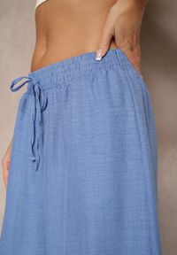 Renee - Niebieskie Szerokie Spodnie High Waist Ozdobione Wiązaniem Telonia. Okazja: na co dzień. Stan: podwyższony. Kolor: niebieski. Wzór: aplikacja. Styl: casual, elegancki