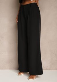 Renee - Czarne Spodnie o Szerokim Kroju High Waist Dolarenna. Okazja: na co dzień. Stan: podwyższony. Kolor: czarny. Styl: elegancki, casual #5