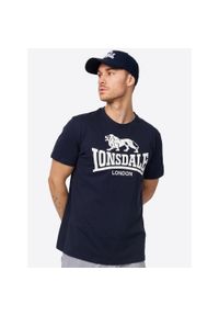 T-shirt o klasycznym kroju Lonsdale Logo. Kolor: niebieski #1