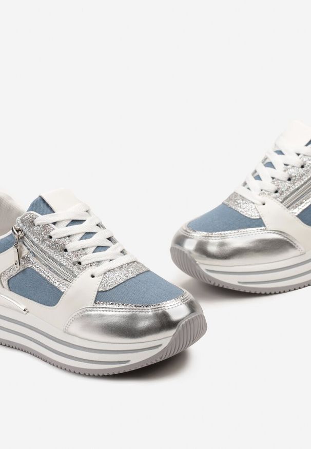 Renee - Niebiesko-Srebrne Sneakersy z Brokatowymi Wstawkami i Krótkim Suwakiem Naiwra. Nosek buta: okrągły. Zapięcie: sznurówki. Kolor: niebieski. Materiał: materiał. Obcas: na obcasie. Wysokość obcasa: niski