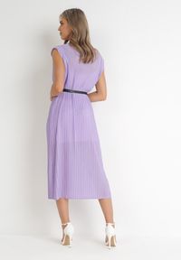 Born2be - Fioletowa Plisowana Sukienka Midi z Paskiem z Imitacji Skóry Sharia. Kolor: fioletowy. Materiał: skóra. Długość rękawa: bez rękawów. Styl: elegancki. Długość: midi #5