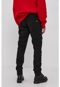 Tommy Jeans - Spodnie. Kolor: czarny. Materiał: tkanina. Wzór: gładki #3