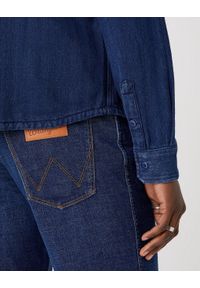 Wrangler - MĘSKA KOSZULA JEANSOWA WRANGLER LS OVERSHIRT DARK INDIGO W5J8N3X1E. Materiał: jeans