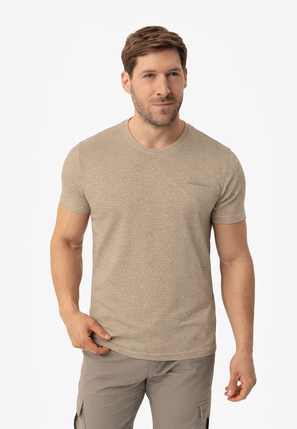 Volcano - T-shirt z printem TM-ANGLE. Okazja: na co dzień. Materiał: materiał, bawełna, tkanina. Długość rękawa: krótki rękaw. Długość: krótkie. Wzór: nadruk. Styl: casual, klasyczny