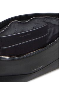 Calvin Klein Torebka Ck Mixmedia Convertible Sm Bag K60K613009 Czarny. Kolor: czarny. Materiał: skórzane
