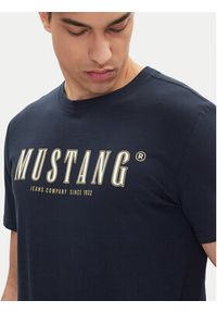Mustang T-Shirt Austin 1016281 Granatowy Regular Fit. Kolor: niebieski. Materiał: bawełna #4