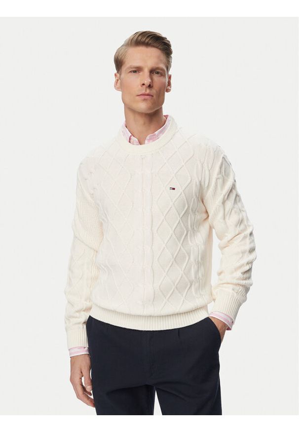 Tommy Jeans Sweter DM0DM23405 Kremowy Regular Fit. Kolor: kremowy. Materiał: bawełna