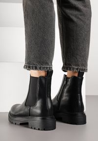 Renee - Czarne Botki Sztyblety w Stylu Basic Mirelitte. Okazja: na co dzień. Kolor: czarny. Materiał: jeans. Obcas: na płaskiej podeszwie. Styl: klasyczny, casual, elegancki #3