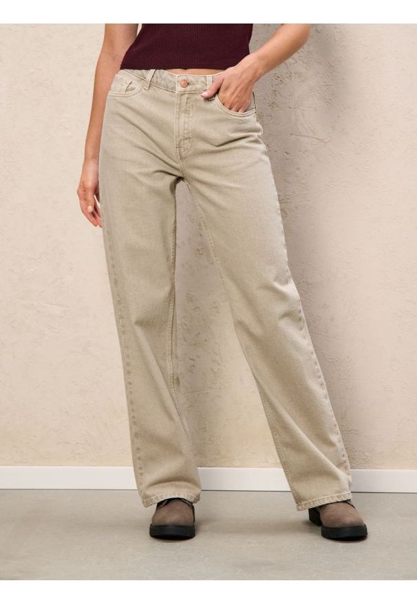 Sinsay - Jeansy wide leg - kremowy. Kolor: kremowy