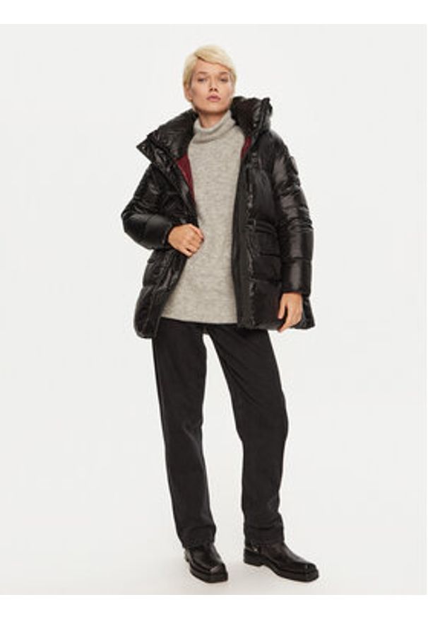 Blauer Kurtka zimowa 24WBLDB03558 Czarny Regular Fit. Kolor: czarny. Materiał: syntetyk. Sezon: zima