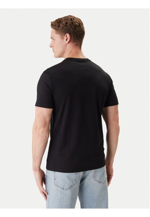 Calvin Klein T-Shirt LV04RF853G Czarny Regular Fit. Kolor: czarny. Materiał: bawełna
