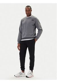 The North Face Bluza Simple Dome NF0A89FB Szary Regular Fit. Kolor: szary. Materiał: syntetyk, bawełna #8