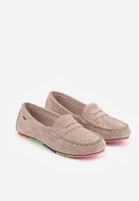 Born2be - Ciemnobeżowe Ażurowe Mokasyny ze Skórzaną Wkładką Ozdobione Przeszyciami Sylilise. Okazja: na co dzień. Kolor: beżowy. Materiał: skóra. Wzór: ażurowy, aplikacja. Styl: casual, klasyczny #2