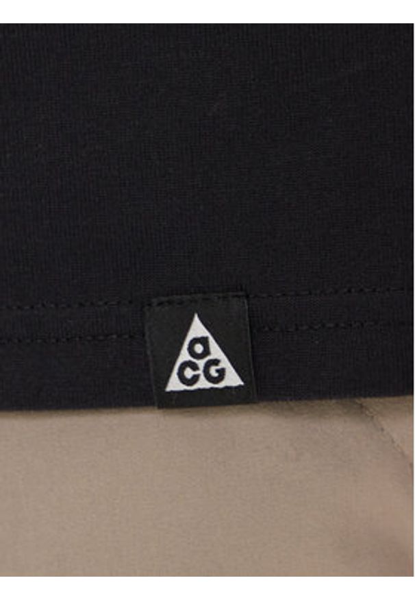 Nike T-Shirt Acg HJ0800 Czarny Regular Fit. Kolor: czarny. Materiał: syntetyk, bawełna