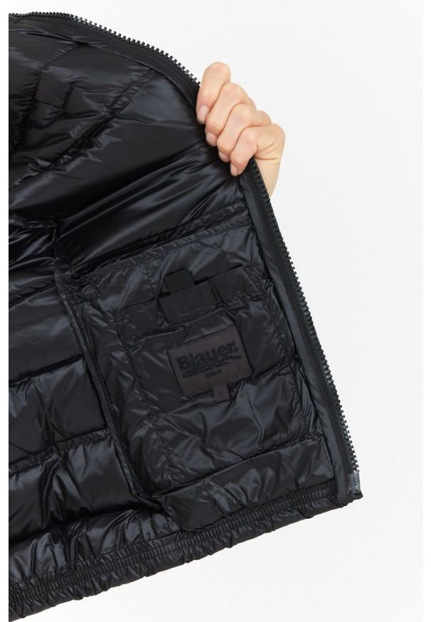 Blauer USA - BLAUER Czarna puchowa kurtka damska Lillie, Rozmiar M. Kolor: czarny. Materiał: puch