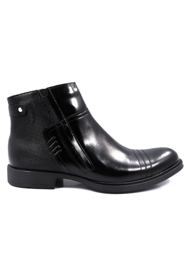 Czarne buty zimowe - trzewiki Faber T76. Kolor: czarny. Materiał: skóra. Sezon: zima. Styl: wizytowy, klasyczny